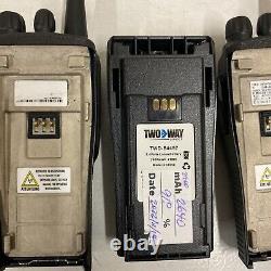 2 Motorola CP200 UHF Radios 4 Ch 438-470 Mhz batteries, mics and chargers