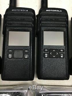 2 Motorola DTR 700 900MHZ Licence Free Digital Two Way Radio Complete Kit