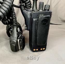(2) Motorola MOTOTRBO XPR7580 900MHz Two Way Portable Radios with Accessories