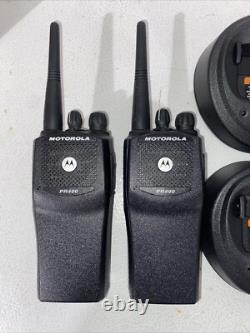 2 Motorola PR400 UHF 16 Channel Two-Way Radios AAH65RDC9AA2AN Chargers Batteries
