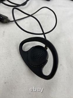 (2) Motorola RDU2020 Two Way Radio Walkie-talkie working Withchargers & Belt Clips
