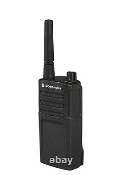 2 Motorola RMU2040 UHF Two Way Radio Walkie Talkies + 2 Wrap Around PTT Earpiece