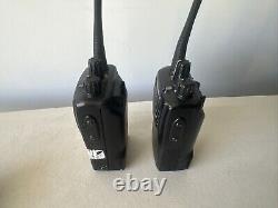 2 Motorola VX-261-G7-5 Two Way Radio 16 CH UHF VX-261 / No Charger