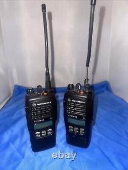 2 X Motorola HT1250LS+ UHF 403-470MHZ Two Way Radio AAH25RDH9DU5AN WithBattery