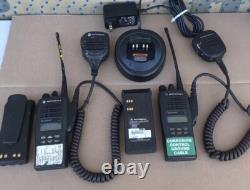 2 X Motorola HT1250 LS+ UHF 450-512MHz 4W 16CH Two Way Radios AAH25SDH9DP5AN