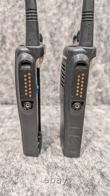 2 x MOTOROLA HT750 136-174 MHz VHF 16ch TWO WAY RADIO AAH25KDC9AA3AN