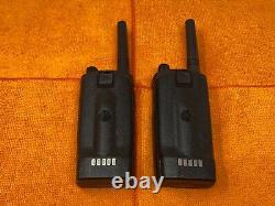 2 x MOTOROLA RMM2050 ON SITE 2 WAY RADIO W BATTERY, CHARGER PMLN6383A / CLIP ONS