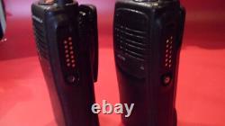 2 x Motorola HT750 UHF 403-470 MHz 4w 4CH Two Way Radios withBatt AAH25SDC9AA2AN