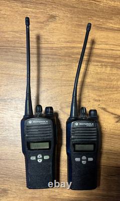 2x Motorola CP200XLS AAH50RDF9AA5AN Two Way Radios UHF 438-470 MHz (New Batts)