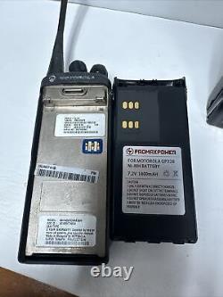 2x Motorola PR860 AAH45SDC9AA3AN 16CH 450-512MHz UHF Two-Way Radio With Batteries