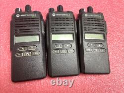 3X Motorola CP185 UHF 435-480mhz 16Ch Two Way Radio AAH03RDF8AA7AN/NO BATTERY