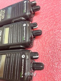 3X Motorola CP185 UHF 435-480mhz 16Ch Two Way Radio AAH03RDF8AA7AN/NO BATTERY