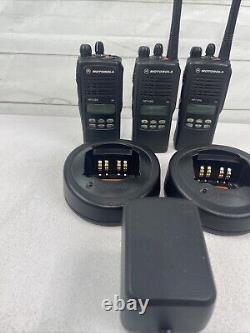 3 MOTOROLA HT1250 VHF 136-174MHz Two-Way Radio AAH25KDF9AA5AN 2 Charger Read