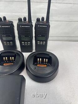 3 MOTOROLA HT1250 VHF 136-174MHz Two-Way Radio AAH25KDF9AA5AN 2 Charger Read