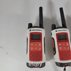3x Motorola Talk about T480 Walkie Talkie Two Way Radio NOAA 35 Mile FM Radio We