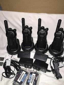 4 CLS1410 UHF Portable Two-way Radios Good Condition