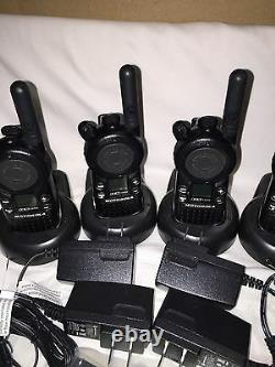 4 CLS1410 UHF Portable Two-way Radios Good Condition