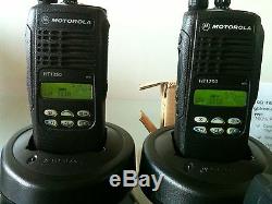 (4) MOTOROLA HT1250 VHF 136-174MHz 128ch two-way radios AAH25KDF9AA5AN CP XTS