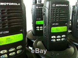 (4) MOTOROLA HT1250 VHF 136-174MHz 128ch two-way radios AAH25KDF9AA5AN CP XTS