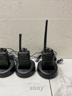 (4 PACK) Motorola VX-261 Portable Two-Way Radios with Chargers