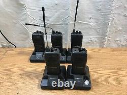 (4x) Motorola Radius GP350 P94MGC20C2AA Two Way Radio Walkie Talkie + Bases