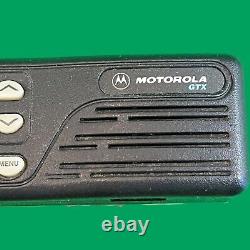 (5) Motorola GTX / Privacy Plus / Mobile / Two-Way Radio / Analog / 806-866MHz