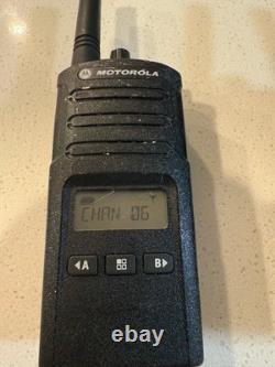 5 Pack Motorola RMU2080D On-Site 8-Channel UHF Two-Way Business With Chargers