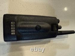 5 Pack Motorola RMU2080D On-Site 8-Channel UHF Two-Way Business With Chargers