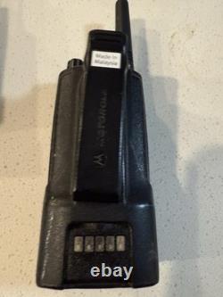 5 Pack Motorola RMU2080D On-Site 8-Channel UHF Two-Way Business With Chargers