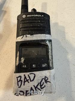 5 Pack Motorola RMU2080D On-Site 8-Channel UHF Two-Way Business With Chargers