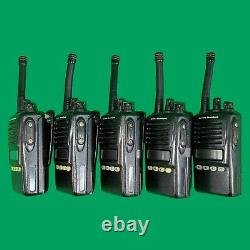 5 Vertex Standard (Motorola) VX-354 Two-Way Radio / Analog / 450 MHz 512 MHz