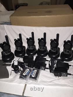 6 CLS1410 UHF Portable Two-way Radios Good Condition