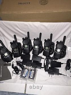 6 CLS1410 UHF Portable Two-way Radios Good Condition