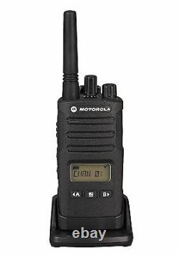 6 Motorola RMU2080d 2 Watt UHF Business Two-way Radios & Bank Charger