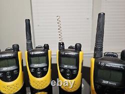 6 Motorola XTN XU2100 UHF Two Way Radio With Holsters + 2 Charging Bases (READ)