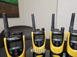 6 Motorola XTN XU2100 UHF Two Way Radio With Holsters + 2 Charging Bases (READ)