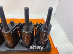 6 x MOTOROLA RMM2050 ON SITE 2 WAY RADIO With 6 PORT CHARGER PMLN6387A / CLIP ONS