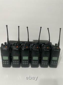 6x Motorola Xts3000 Two Way Radio Ho9sdf9pw7bn P25 450-520 With Charging Dock