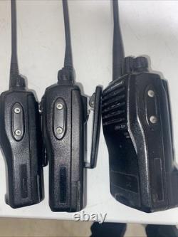 7 Vertex EVX-531 G7-5 UHF Portable radios All Working Two Way Read Description