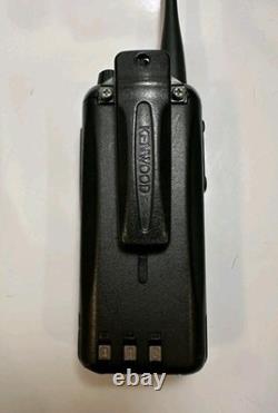 8 ANALOG DIGITAL XPR TWO WAY RADIO With BATTERY, Charges, And Mics