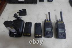 A13 Motorola Xpr 3500e Two Way Radio Aah02rdh9va1an 2 Lot W Charger 5 Batteries