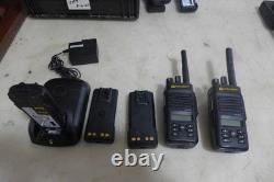A13 Motorola Xpr 3500e Two Way Radio Aah02rdh9va1an 2 Lot W Charger 5 Batteries