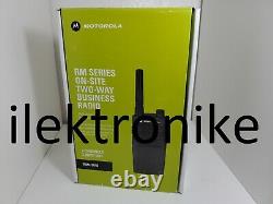 Brand NEW Motorola RMU2040 Two Way Radio 4 Channels 2 Watt UHF