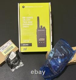 -Bundle- Motorola RMU2080D On-Site 8 Channel UHF Two-Way Radio withDisplay