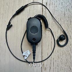 Business Two Way Radio Portable Analog Motorola CLP1080e 8 Channel Earpiece Clip