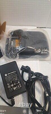 EUC Motorola XPR 7350e AAH56JDC9WA1AN VHF Two Way Radio 136-174 MHz. MHz Charger