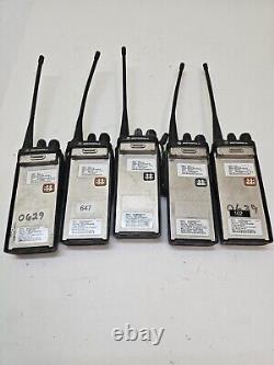 FIVE Motorola HT750 403-470 MHz UHF Two Way Radio AAH25RDC9AA3AN