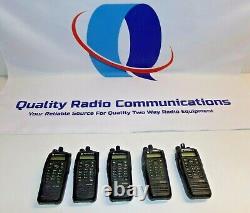 Five Motorola MOTOTRBO XPR6580 Two Way Radio 806-941 MHz AAH55UCH9LB1AN 800 MHz