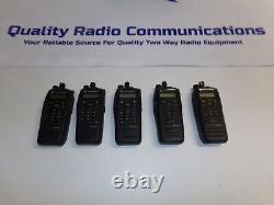 Five Motorola MOTOTRBO XPR6580 Two Way Radio 806-941 MHz AAH55UCH9LB1AN 800 MHz