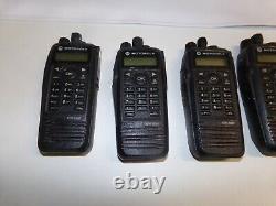 Five Motorola MOTOTRBO XPR6580 Two Way Radio 806-941 MHz AAH55UCH9LB1AN 800 MHz
